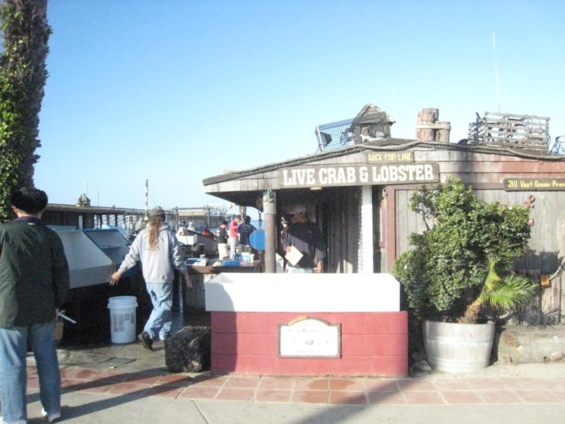 Live Crab & Lobster seafood stand near Newport Beach Pier